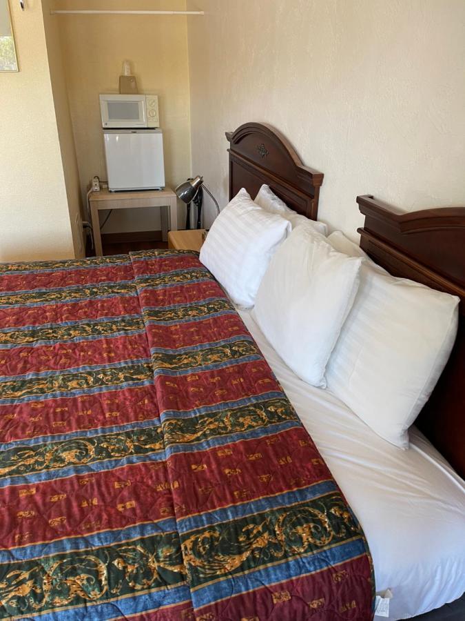 Villa West Motel Флорънс Екстериор снимка