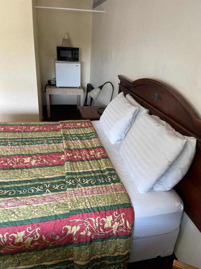 Villa West Motel Флорънс Екстериор снимка