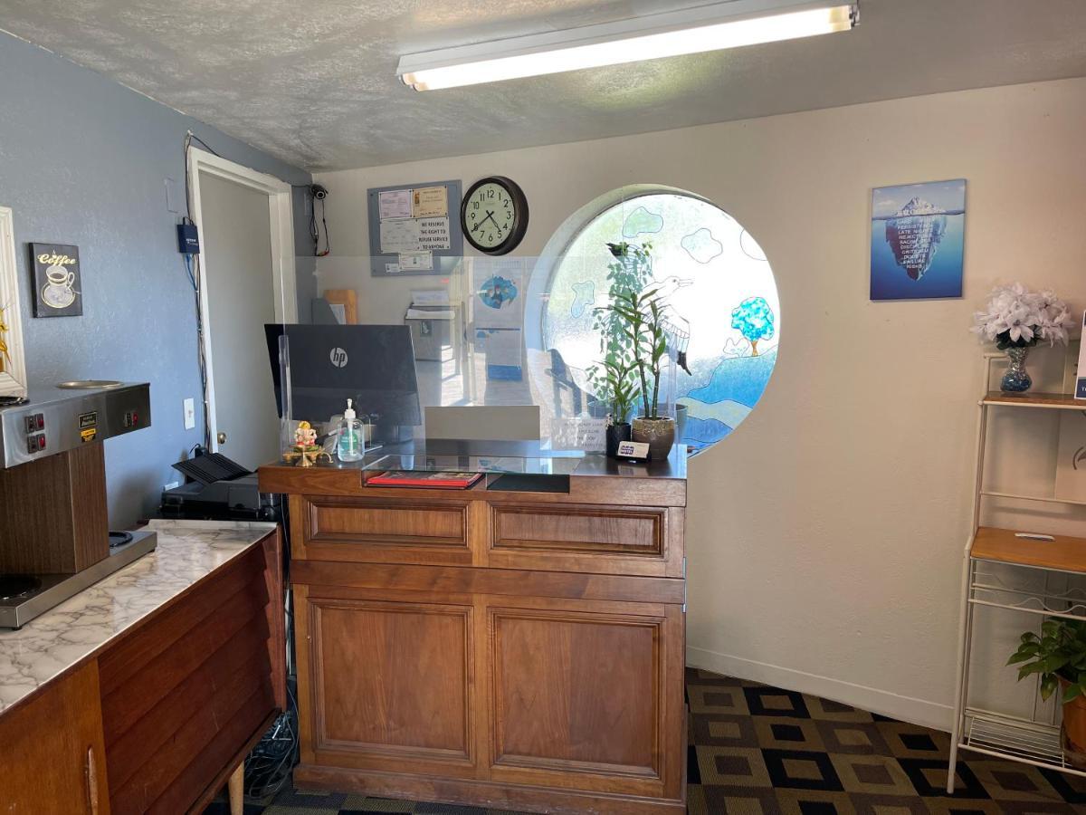 Villa West Motel Флорънс Екстериор снимка