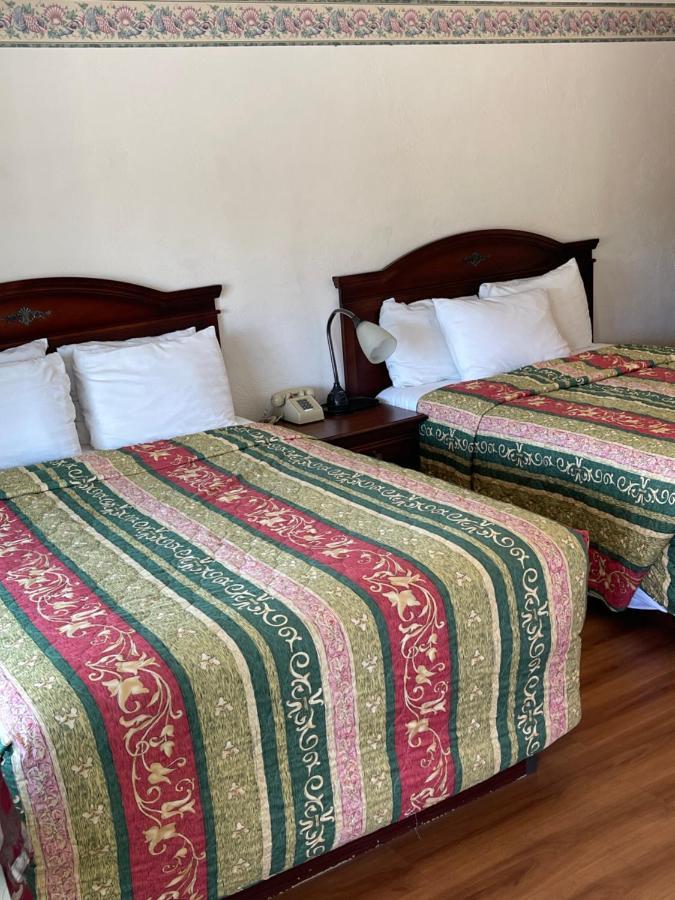 Villa West Motel Флорънс Екстериор снимка
