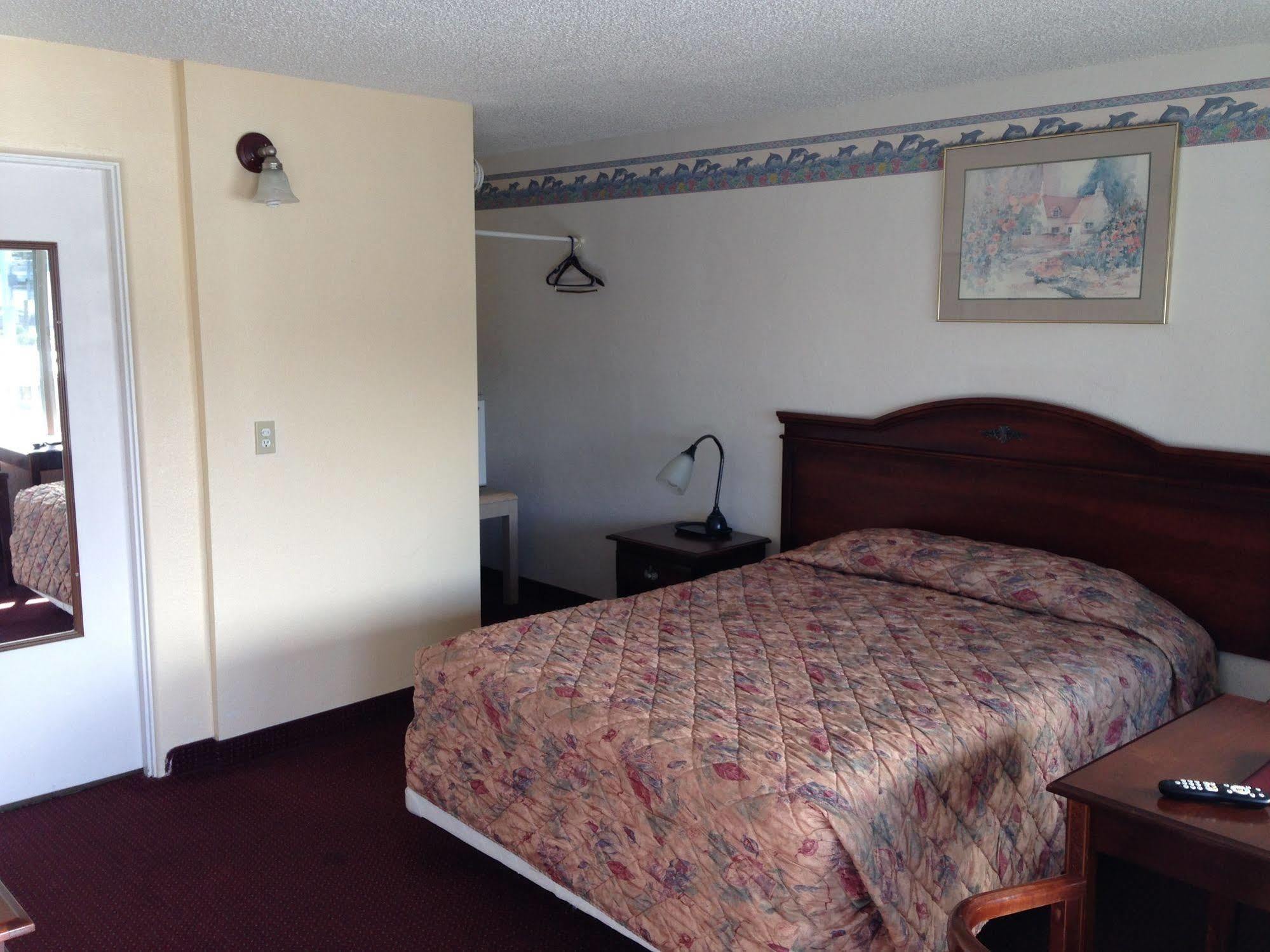 Villa West Motel Флорънс Екстериор снимка
